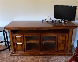 $250 WOOD AND GLASS TV STAND 
60”L x 19.5””D x 30”H