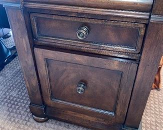 $1,200 SOLID WOOD DOVE TAILED EXECUTIVE DESK FROM MCLAUGHLIN'S FURNITURE NOVI
72.5”W x 36”D x 30.5”H
MSRP $2,500
