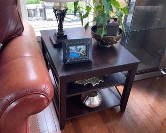 $95 DARK BROWN MODERN SIDE TABLE
24”L x 28”W x 22.25”H
