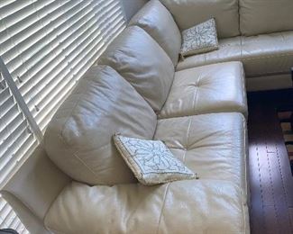 $800 CREAM / BEIGE LEATHER SECTIONAL 
LEFT SIDE
67”L x 37”D x 32”H
RIGHT SIDE
86”L x 38”W x 32”H
TOTAL LENGTH 105”
