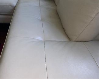 $800 CREAM / BEIGE LEATHER SECTIONAL 
LEFT SIDE
67”L x 37”D x 32”H
RIGHT SIDE
86”L x 38”W x 32”H
TOTAL LENGTH 105”
