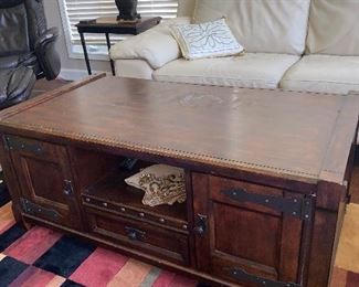 $60 WOOD & METAL TRUNK STYLE RUSTIC FINISH COFFEE TABLE / SOLD AS IS 
49”L x 26”W x 20.25”H
