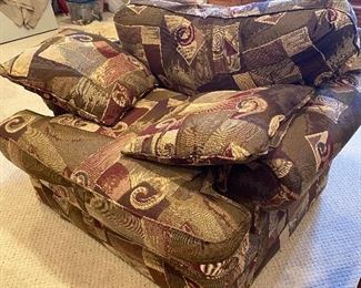 $25 OVERSIZED CHAIR - SOLD AS IS / WEAR AND TEAR
50”W x 43”D x 34”H