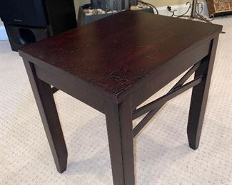 $125 DARK BROWN WOOD SET OF 3 NESTING TABLES 
19”L x 22”W x 22.25”H
15.5”L x 18.5”W x 19.5”H
12”L x 15”W x 16.5”H
