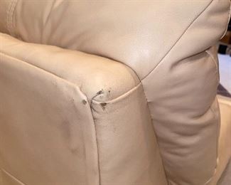 $150 BEIGE / SAND LEATHER LOUNGE CHAIR 
60”L x 33”D x 35.5”H