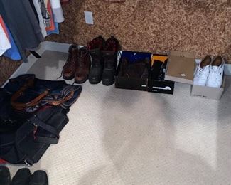 MENS SHOES-SIZE 12 TO 13 / 45