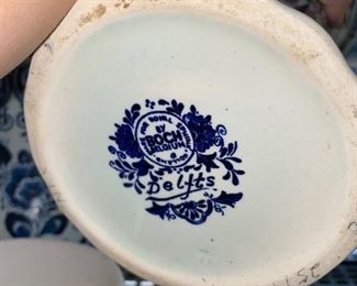 BLUE DELFT PITCHER