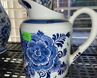 $15 BLUE DELFT