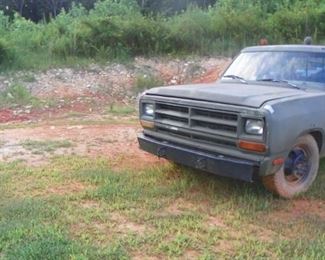1993 Dodge 1st Generation Motor Truck with Dump Bed(Titled)