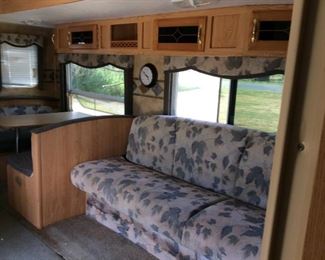 HORNET TRAVEL TRAILER