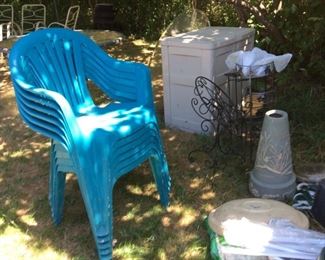 SET OF OUTDOOR CHAIRS/PATIO STORAGE BOX/NICE BIRD BATH/SMALL METAL TABLES