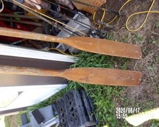 ANTIQUE OARS