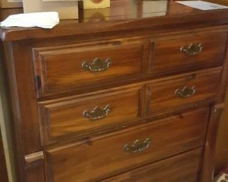 Chest of drawers goes with large dresser