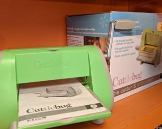 Provo Craft Cuttlebug Die Cutting Embossing Machine