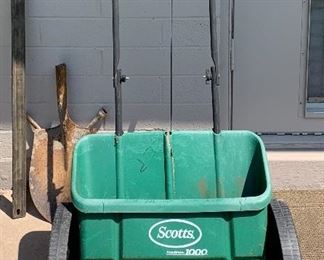 Scotts Seeder