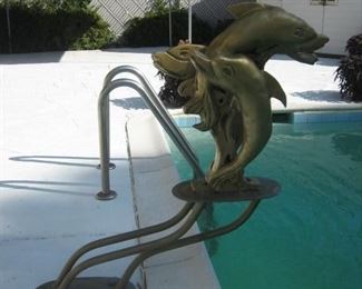 Dolphin cast alumnuim fountain