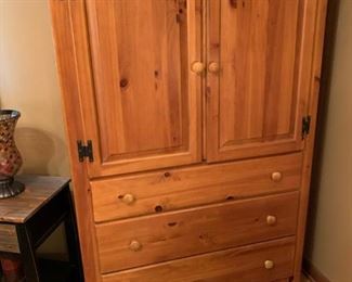Shaker Ridge Kincaid Bedroom Furniture Set