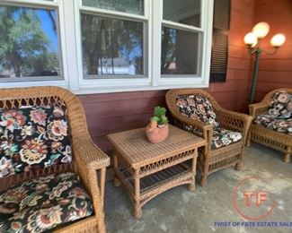 Outdoor Wicker Patio Furniture Set