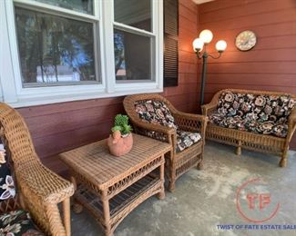 Outdoor Wicker Patio Furniture Set