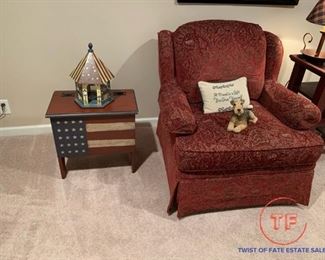 FLEXSTEEL Sitting Chair