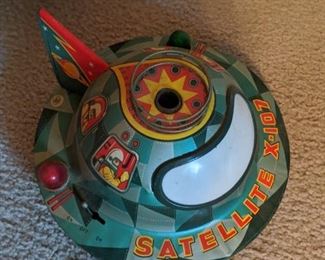 Satellite X-107 Tin Toy