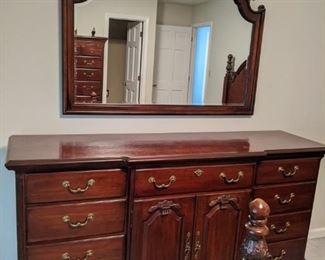 Hickory Furniture Co. Dresser with Mirror