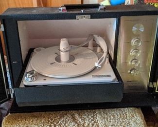 Magnavox Full Dimension Stereophonic