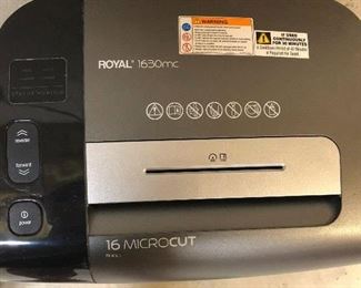 16 page Microcut  shredder