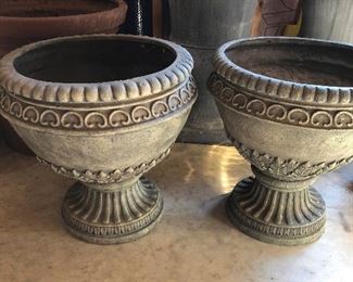 Resin 'Grecian style' urns