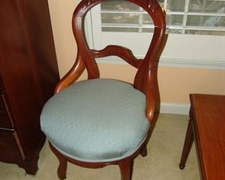 Mahogany balloon back chair