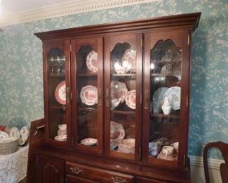 Dining room breakfront