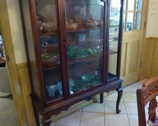 Mahogany Queen Anne china cabinet with assortment of depression era glass