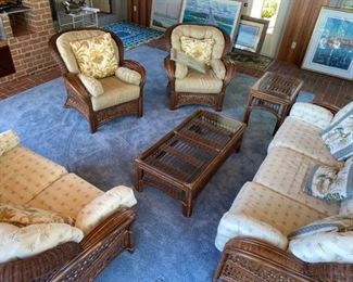6pc Set of Rattan Benchcraft Furniture 