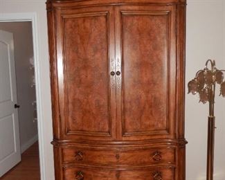 Thomasville "Hills of Tuscany" Lucca ARMOIRE.  40"x22"x84" high.....priced at 33 cents on the dollar***$1100***  no a scratch.... Charlotte, (760) 445-8571...see next photo for inside