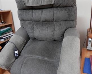 ****$350**** Electric Recliner / Stand up chair....arm rests and headrest ALWAYS covered...see photos.  SALE IN PROGRESS BY APPOINTMENT...Call now!  (760) 445-8571