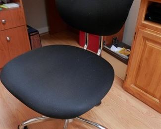 Nice basic black and chrome office chair....swivel with height adjustment....spotless. ***$35***.   Just make a call, set an appointment and visit to purchase.  (760) 445-8571.  