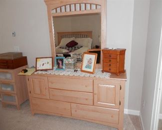  3 piece Bedroom furniture group...****$450****  Discounted to  ****$285 **** .....Set includes dresser with mirror and inside drawer safe, large 5 drawer chest of drawers.      (760) 445-8571