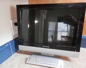 ****$25*****NOW $20****    15 inch flat screen TV and remote.....fully functional... great for camping or???   Call and come by..(760) 445-8571 Charlotte