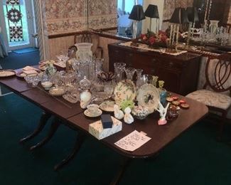 Crystal Glassware China
Serving pieces Silver-plate