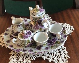 Mini Porcelain Tea Set.
Violets