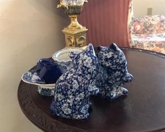 •SOLD•Blue Transfer ware kitties