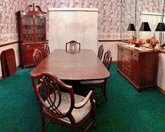 Duncan Phyfe (Fife) Style Furniture
• PreSale Furniture- Email/Phone pricing
Dining Table, 5 Side Chairs + 1 Captain Chair