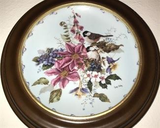 Lina Liu Collector Plate
“Sitting Softly”