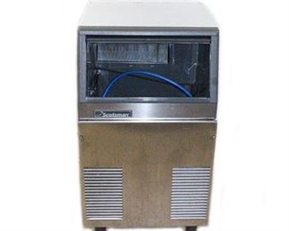 Lot 101-1
Scotsman Ice Maker
