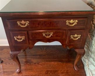 Henredon nightstand. 