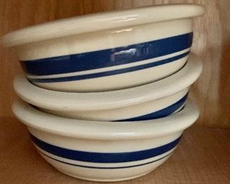 $30 Set of 3 Roseville bowls.  6.5" diam, 2.5" H. 