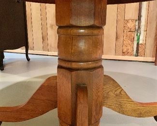 $495 Detail of pedestal