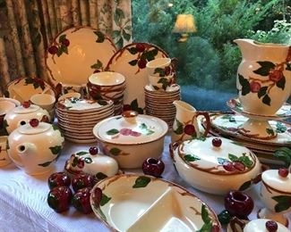 Large Franciscan collection - beautiful condition 