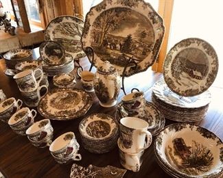 Friendly Village dish collection 