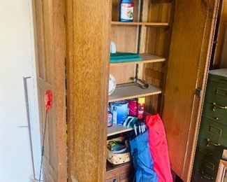 oak large wardrobe